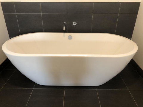 Bright Colonial Motel - New Castle Holiday 1