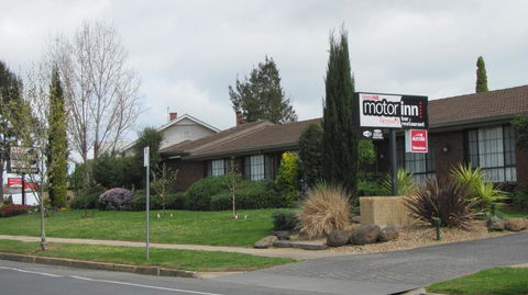 Bristol Hill Motor Inn & Peppa's Licensed Restaurant - New Castle Holiday 1