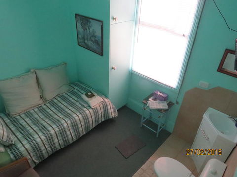 Bristol House Accommodation - New Castle Holiday 3