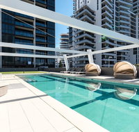Broadbeach 2 Bedroom FREE WIFI Netflix  Parking - New Castle Holiday