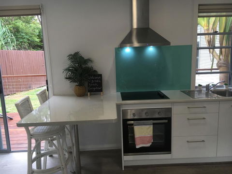 Brodie Beach Bungalow - New Castle Holiday 2