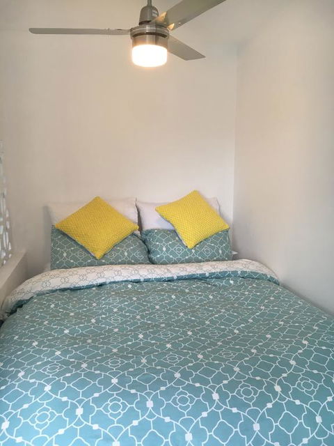 Brodie Beach Bungalow - New Castle Holiday 1