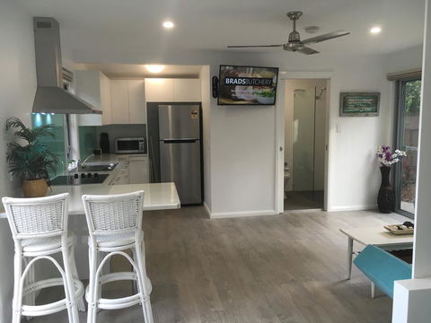 Brodie Beach Bungalow - New Castle Holiday 0