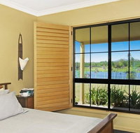 Broken View Estate - New Castle Holiday