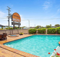 Browns at Broadbeach - New Castle Holiday