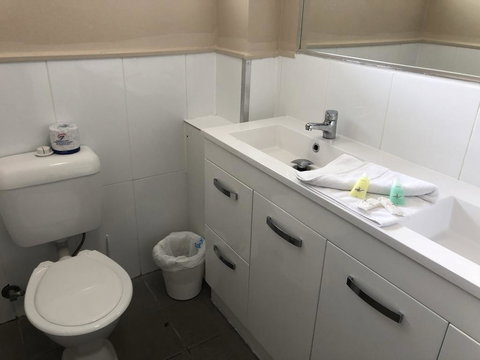 Browns At Broadbeach - New Castle Holiday 2