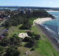 Bubsys Beach House at Pebbly - New Castle Holiday