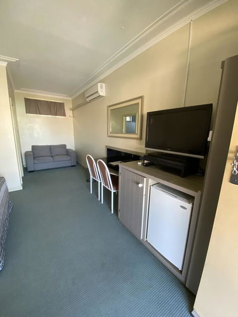 Bucketts Way Motel Gloucester - New Castle Holiday 2