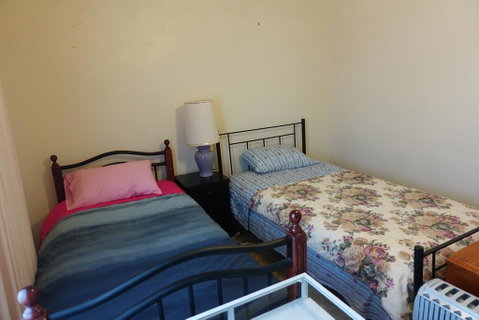 Budget In Goulburn - New Castle Holiday 1