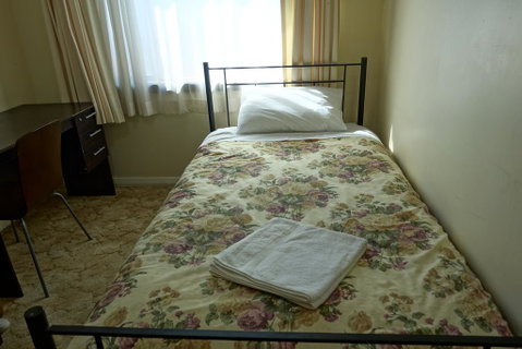 Budget In Goulburn - New Castle Holiday 3