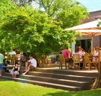 Buffalo Motel and Country Retreat - New Castle Holiday