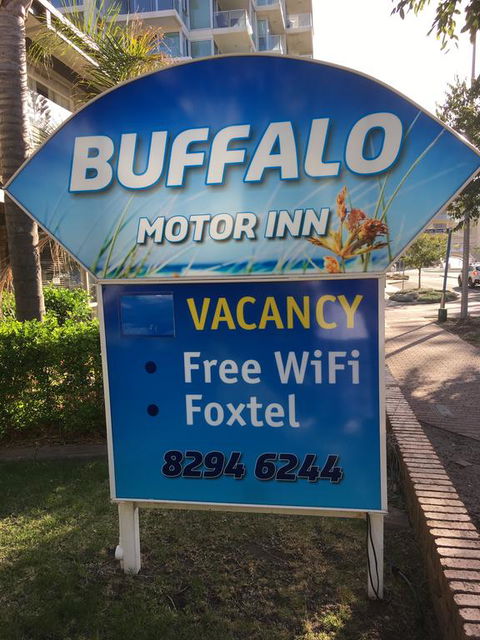 Buffalo Motor Inn - New Castle Holiday 1