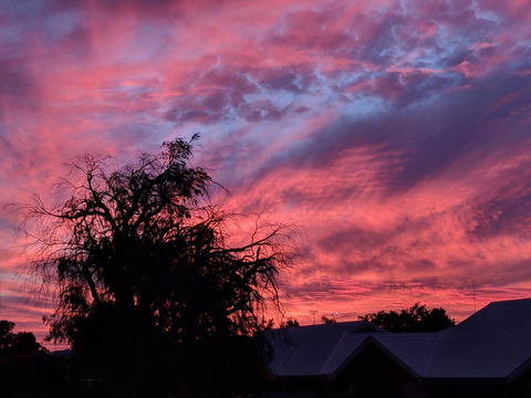 Bunbury's Most Convenient Location - New Castle Holiday 1