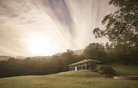 Bundaleer - Architect Designed, Stunning Views! - New Castle Holiday 1