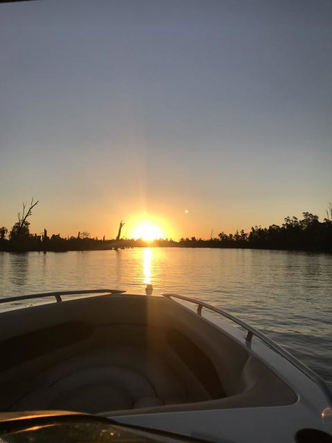 Bundalong Waterfront - New Castle Holiday 1