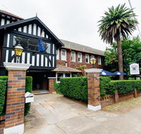 Bundanoon Hotel - New Castle Holiday