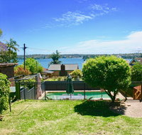 Bundeena Base Holiday Home - New Castle Holiday