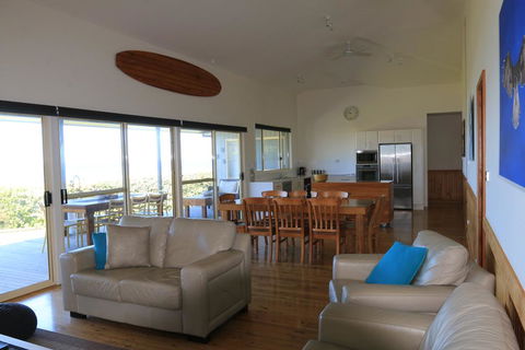 Bunkys By The Sea Holiday House - New Castle Holiday 2