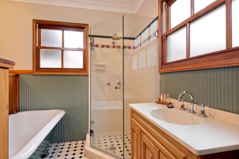 Bunyip Cottage - New Castle Holiday 1