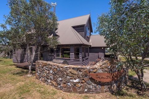 Burrinjuck - New Castle Holiday 2