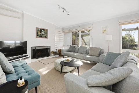 BYANDA - MOUNT MARTHA - New Castle Holiday 2