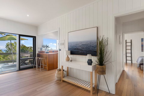 Byron Bay Treehouse On Lighthouse Road - New Castle Holiday 3