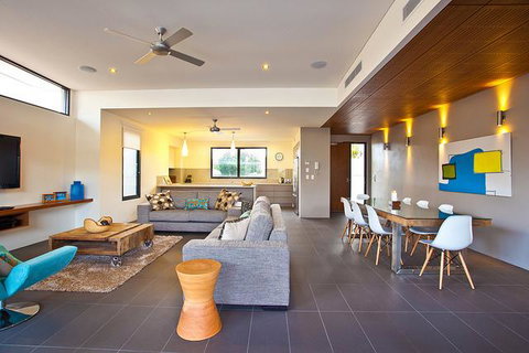 Byron Luxury Beach Houses - New Castle Holiday 3