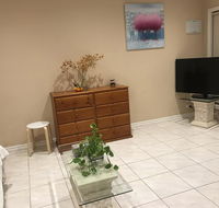 Cairnlea St Albans Townhouse - New Castle Holiday