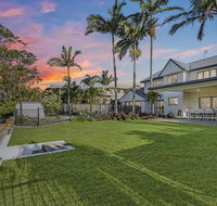 CANAL HOME NEAR MOOLOOLABA - New Castle Holiday