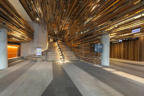 Canberra Luxury Apartment 5 - New Castle Holiday 1