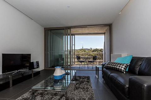 Canberra Luxury Apartment 8 - New Castle Holiday 2