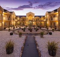 Canberra Parklands Central Apartment Hotel - New Castle Holiday