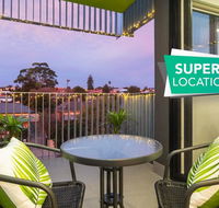 Canopy  44-Minutes from the CBD Train and Cafes - Wifi - Nespresso - Amenities - New Castle Holiday