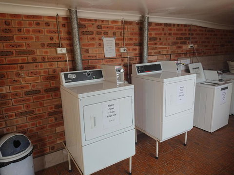 Caracourt Caravan Park - New Castle Holiday 1