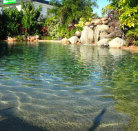 Cardwell at the Beach - New Castle Holiday