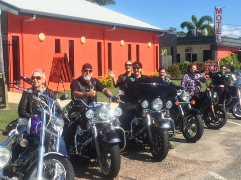 Cardwell At The Beach - New Castle Holiday 1