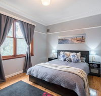 Carramar CozyHome 1minStation 5Bdrms1.5bathSleeps8 - New Castle Holiday