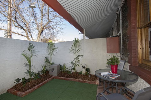 Carrington Charm - CBD - WiFi - Parking - New Castle Holiday 1