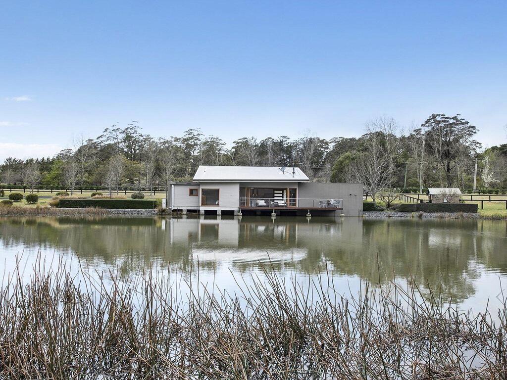 Alpine NSW New Castle Holiday