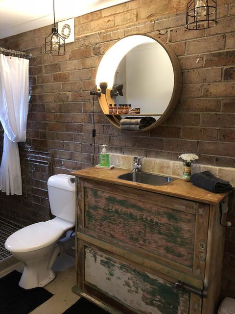 Casey Street Studio - New Castle Holiday 1