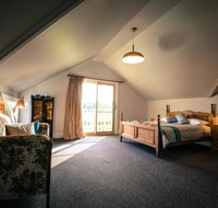 Catherine Normane Holiday House - New Castle Holiday