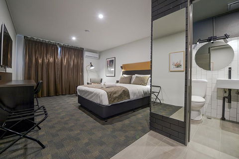 CBD Motor Inn - New Castle Holiday 0