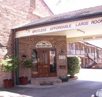 Cedar Lodge Motel - New Castle Holiday