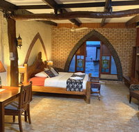 Cedar Park Rainforest Resort - New Castle Holiday