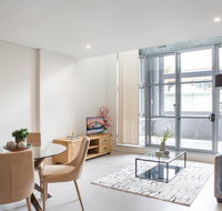 Central City Loft With Gym and Pool - New Castle Holiday