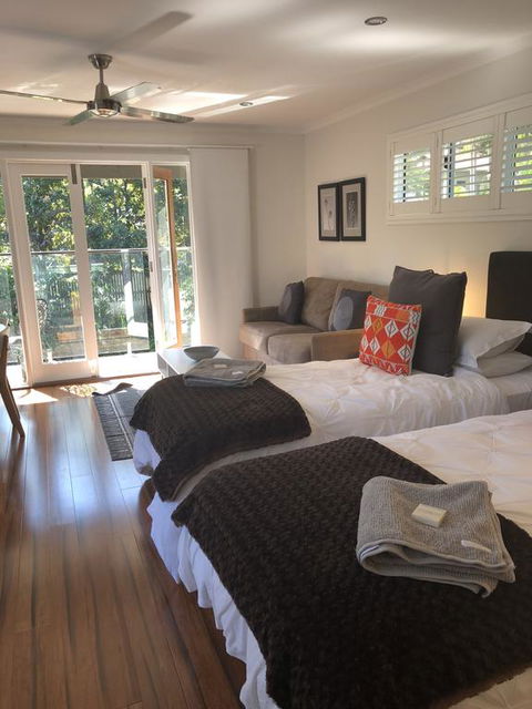 Chapel Woods Bed And Breakfast - New Castle Holiday 1