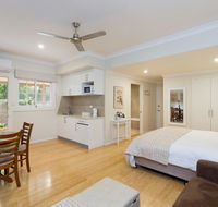 Chapel Woods Bed and Breakfast - New Castle Holiday