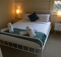 Charming Miners Cottage in the Hip City of Geelong - New Castle Holiday