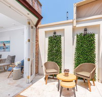 Charming Surry Hills House on Bourke - New Castle Holiday