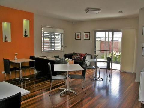 Chaucer Palms Boutique B&B - New Castle Holiday 2